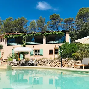 Les Bosquets Bed & Breakfast