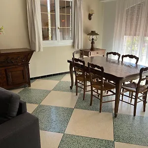 Lumineuse Et Spacieuse Villa